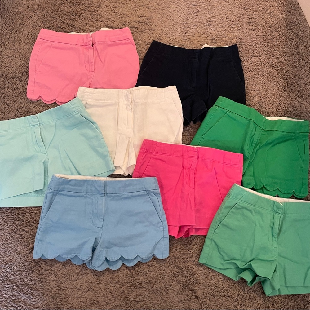 Colorful Scalloped Hem Shorts Collection